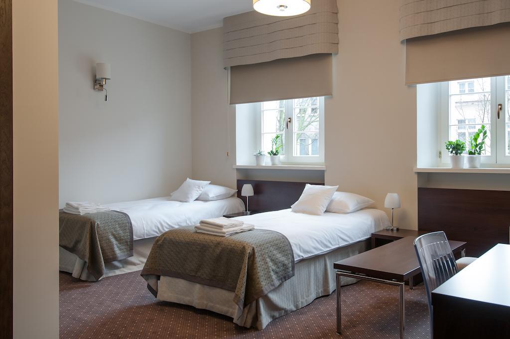 B&B Wieniawa Parking I Sniadanie W Cenie! Breakfast And Parking Included! レシュノ 部屋 写真