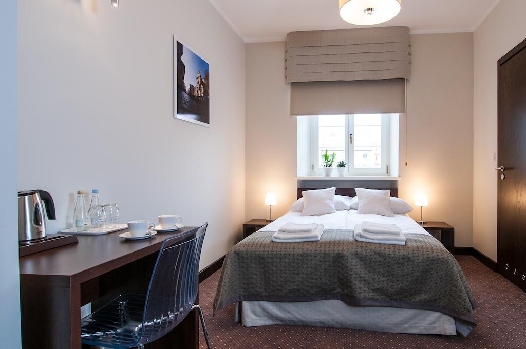 B&B Wieniawa Parking I Sniadanie W Cenie! Breakfast And Parking Included! レシュノ 部屋 写真